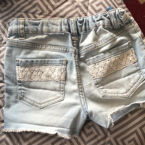 Cat & jack shorts - Picture 3 of 5